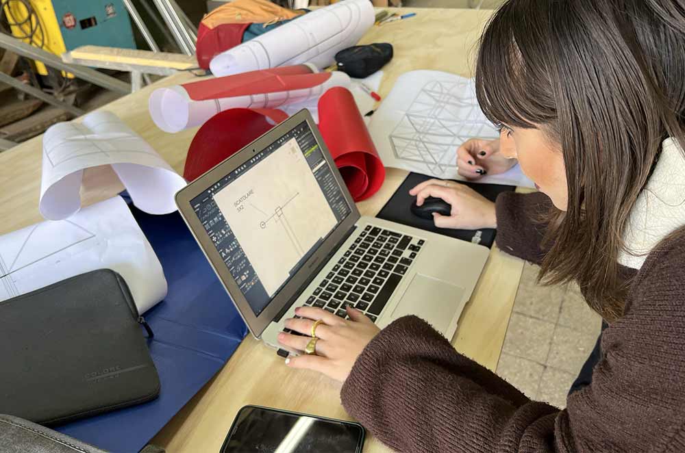 Panoramica dei cinque giardini sensoriali alla scuola De Amicis di Palermo