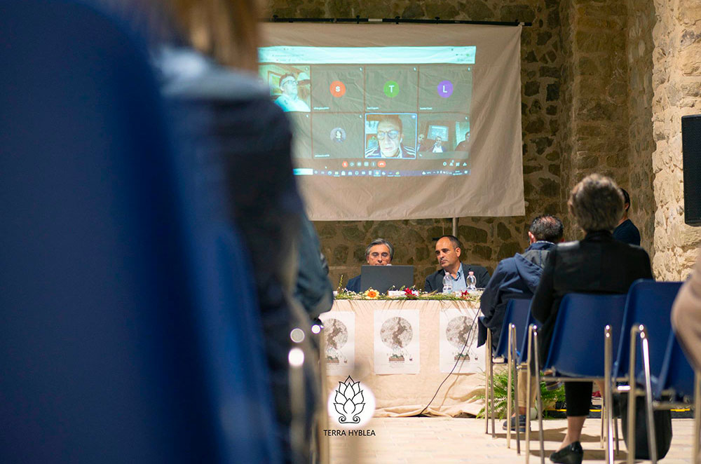 Visita al territorio durante il Festival dei Territori Sensibili a Valledolmo